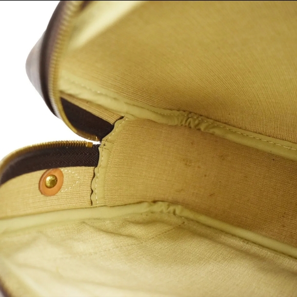 LOUIS VUITTON Reporter PM Crossbody Shoulder Bag Monogram Leather - Picture 15 of 16